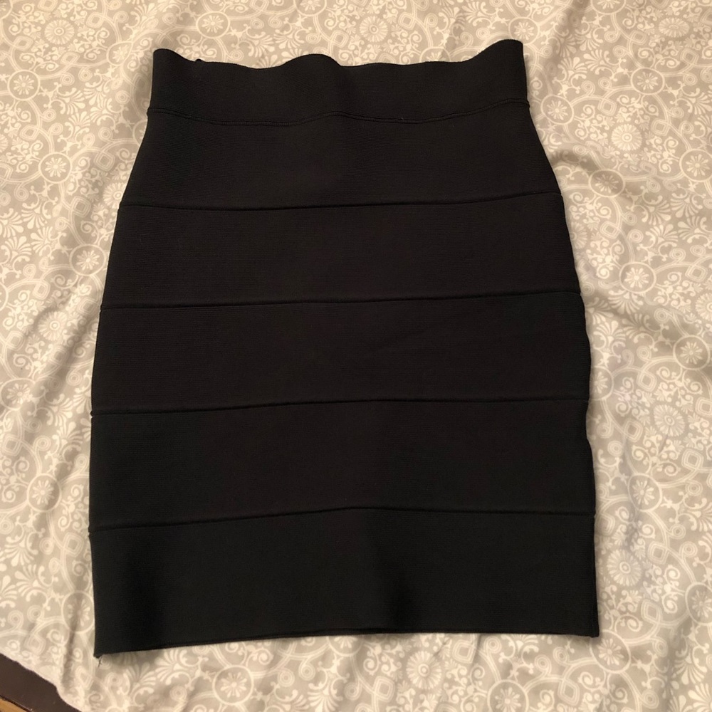 BCBG Simone textured power skirt